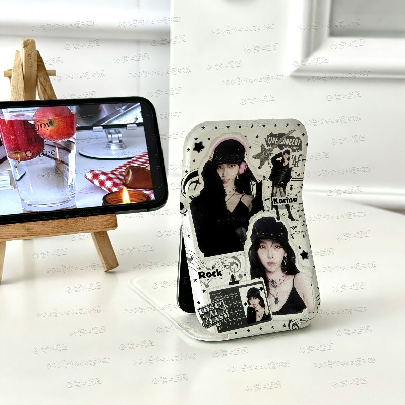 Beauty For Makeup - Aespas Mini opvouwbare make-upspiegel Verticale desktop