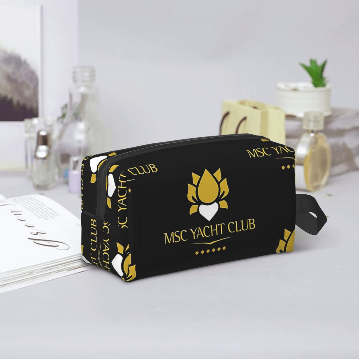 MSC Yacht Club Logo Design Cap - Beauty Makeup Logo Design recensie en prijs